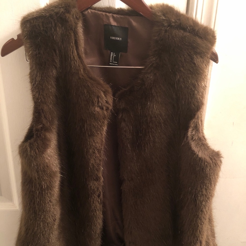 Forever 21 - Faux Fur Vest - Size Large